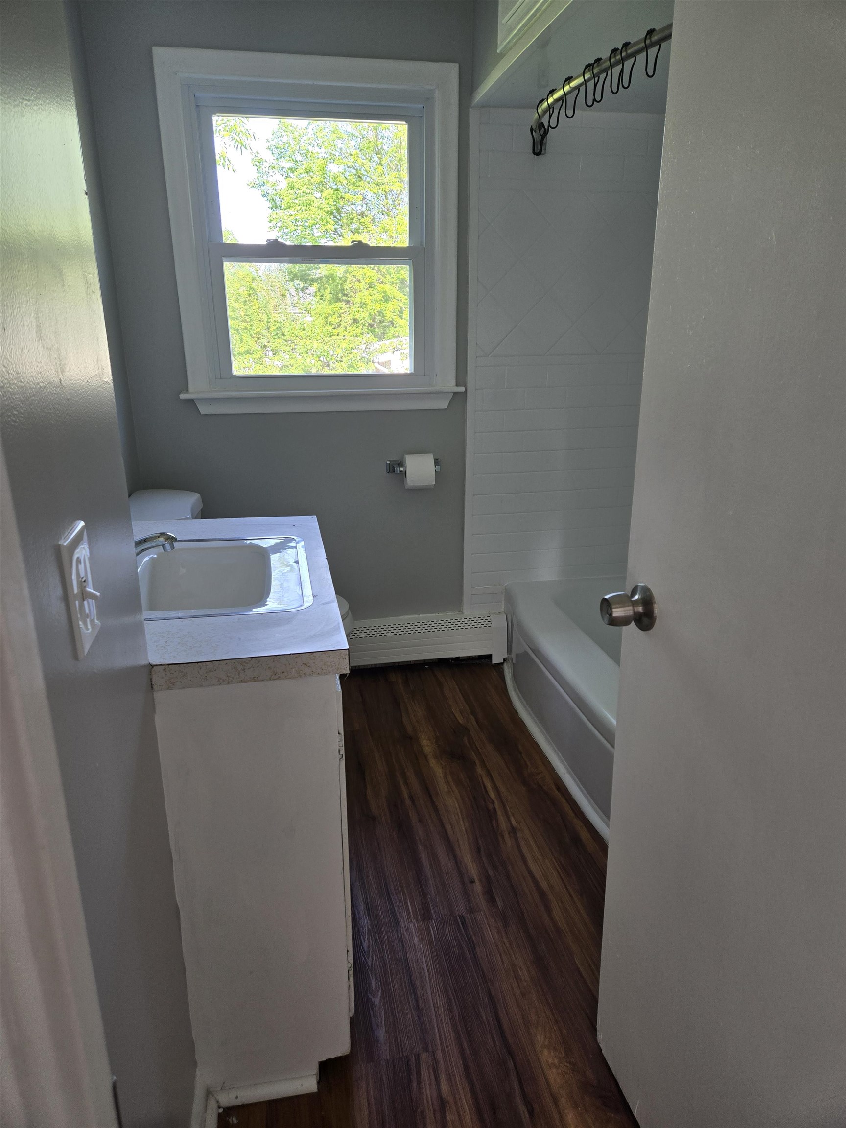 137 Waterman Street, Unit 2 Manchester, NH 03103 - Photo 4 of 7