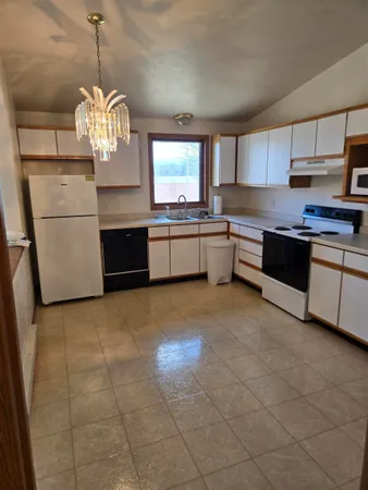 $154,900 | 2381 Cedar Ridge, Unit D, Green Bay, WI 54313