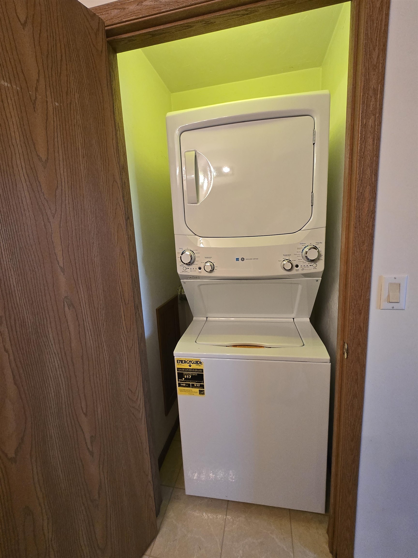 2381 Cedar Ridge, Unit D Green Bay, WI 54313 - Photo 10 of 15