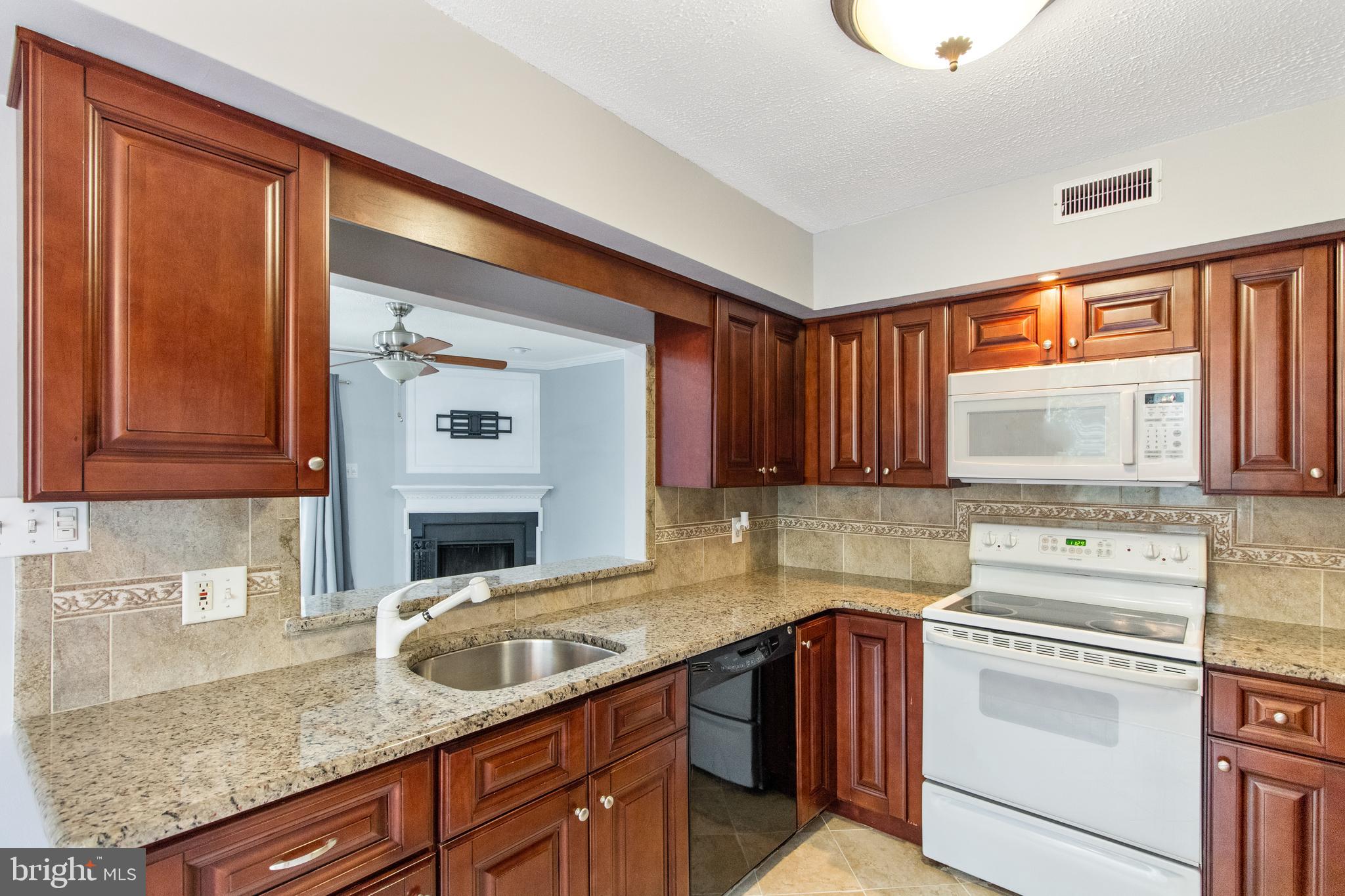 505 Gregorys Way Voorhees, NJ 08043 - Photo 4 of 15