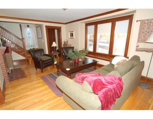 127 Playstead Road Medford, MA 02155 - Photo 4 of 20 Gallery Image 4