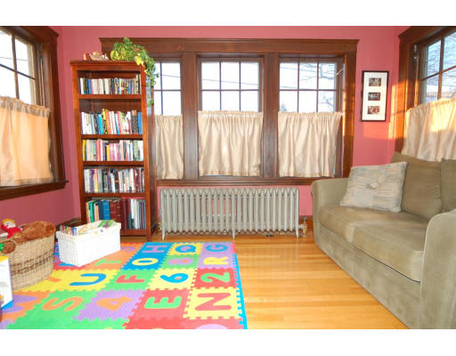 127 Playstead Road Medford, MA 02155 - Photo 10 of 20 Gallery Image 10