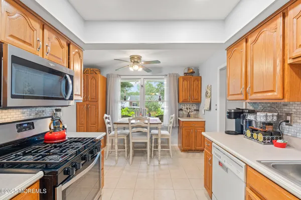 $599,900 | 7 Lamp Post Court, Howell, NJ 07731
