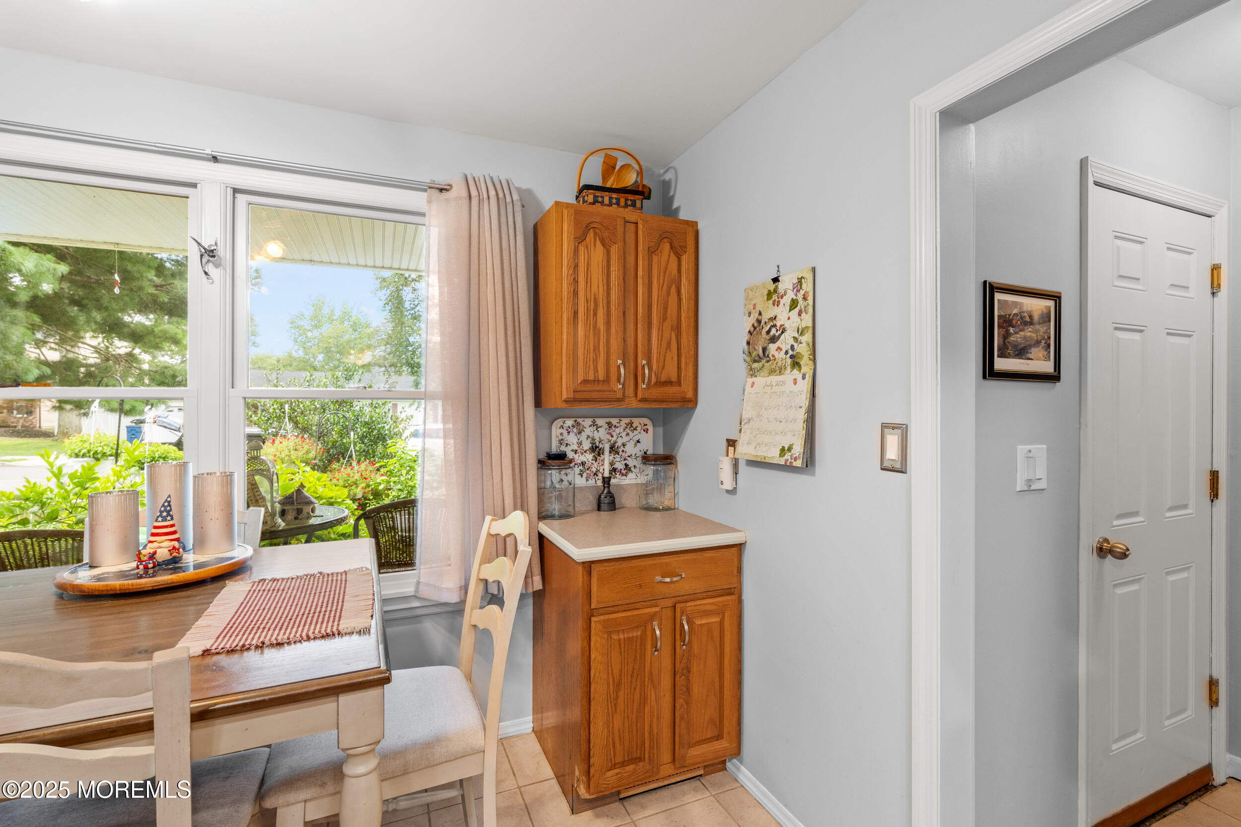 7 Lamp Post Court Howell, NJ 07731 - Photo 21 of 28 042