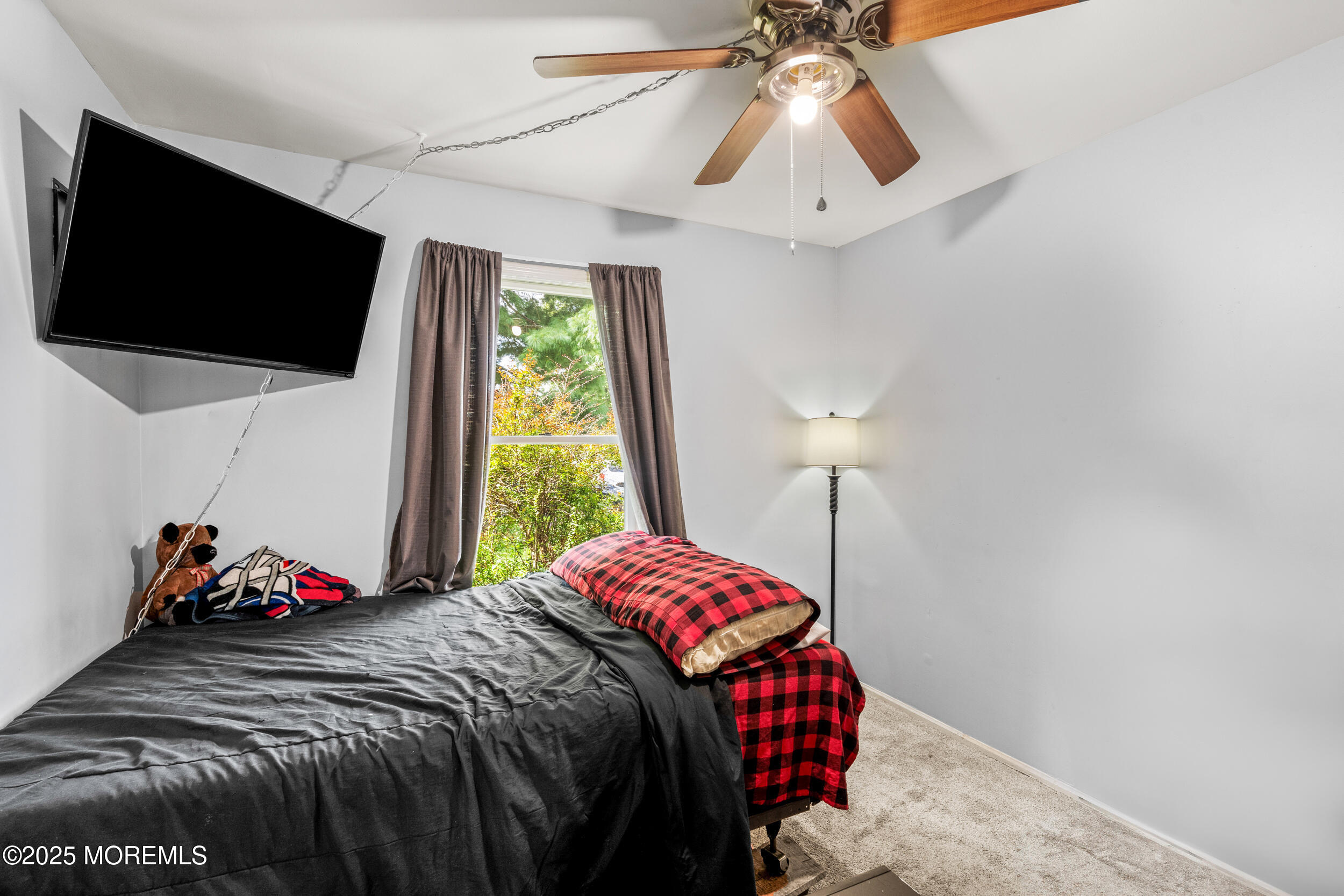 7 Lamp Post Court Howell, NJ 07731 - Photo 22 of 28 043