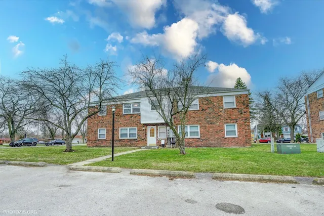 $1,795 | 4032 216th Street, Unit 1E, Matteson, IL 60443