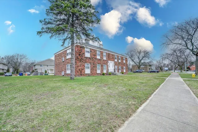 $1,795 | 4032 216th Street, Unit 1E, Matteson, IL 60443