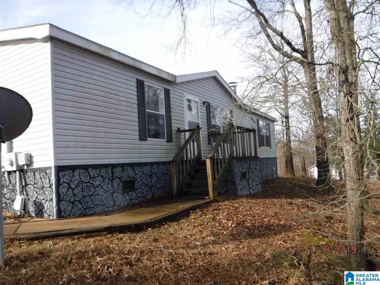 98 Chelsie Lane Anniston, AL 36201 - Photo 2 of 25