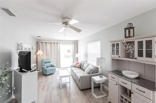 $7,470 | 6020 Midnight Pass Road, Unit 11, Sarasota, FL 34242