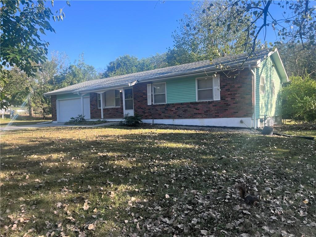 434 Southeast 190th Road Warrensburg, MO 64093 - Photo 3 of 34