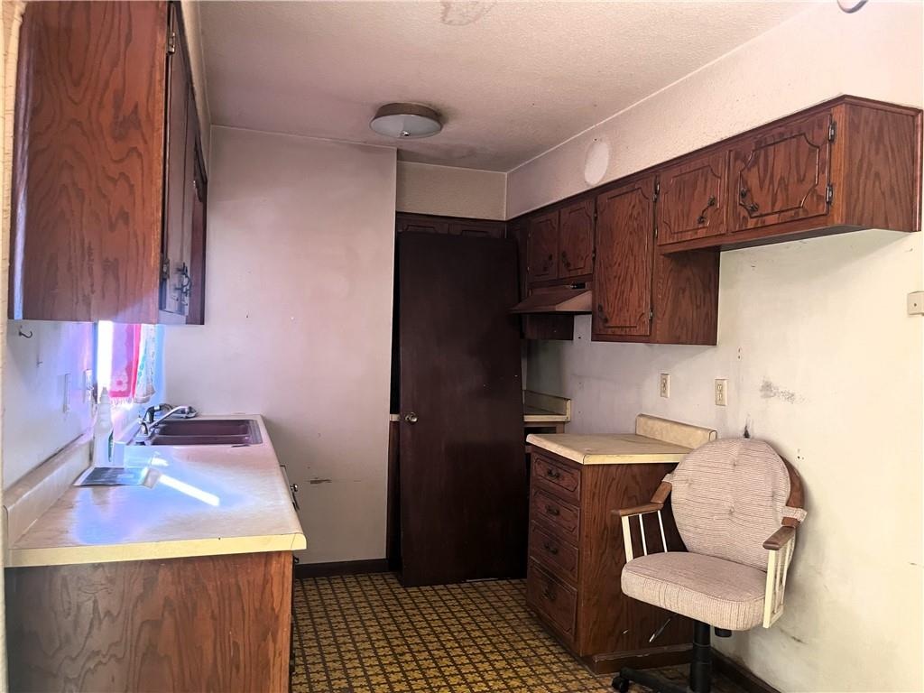 434 Southeast 190th Road Warrensburg, MO 64093 - Photo 9 of 34