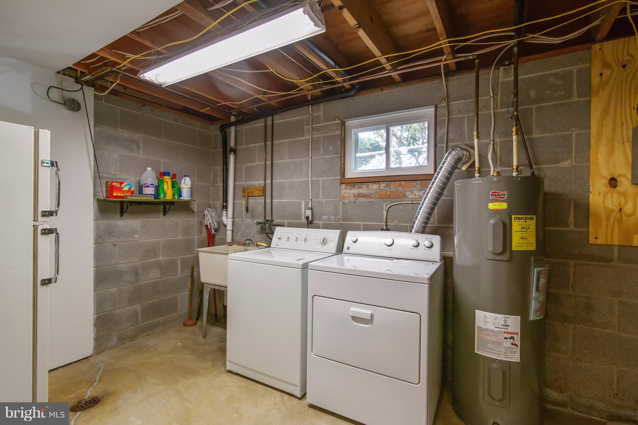 23905 Stringtown Road Clarksburg, MD 20871 - Photo 22 of 30 Laundry Room