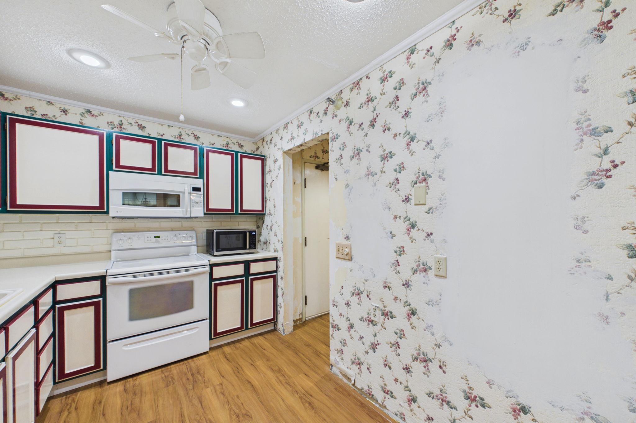 500 County B Road West, Unit 119 Roseville, MN 55113 - Photo 11 of 23 Gallery Image 11