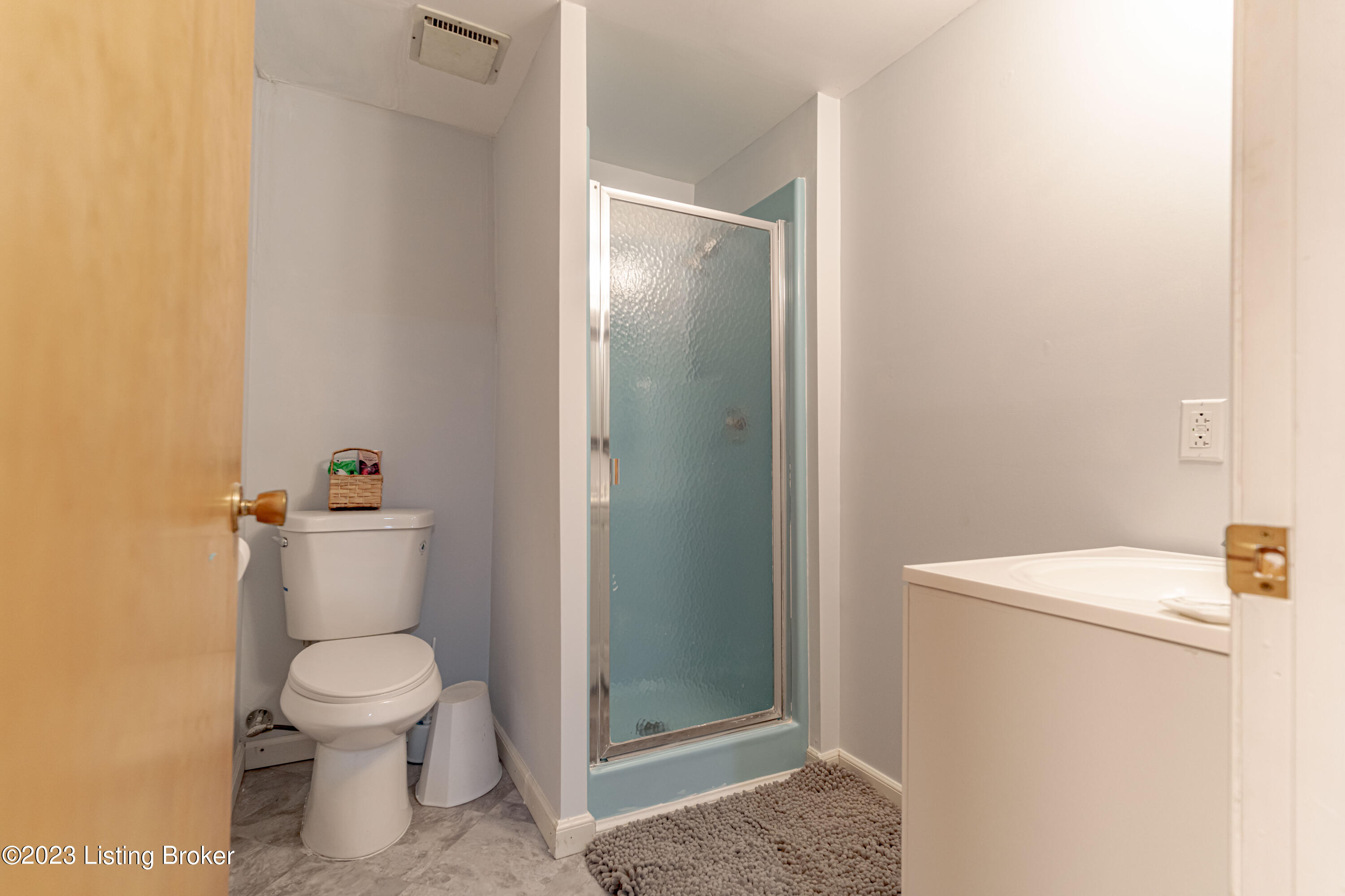 759 Roundtop Road Elizabethtown, KY 42701 - Photo 36 of 59 DSC09042