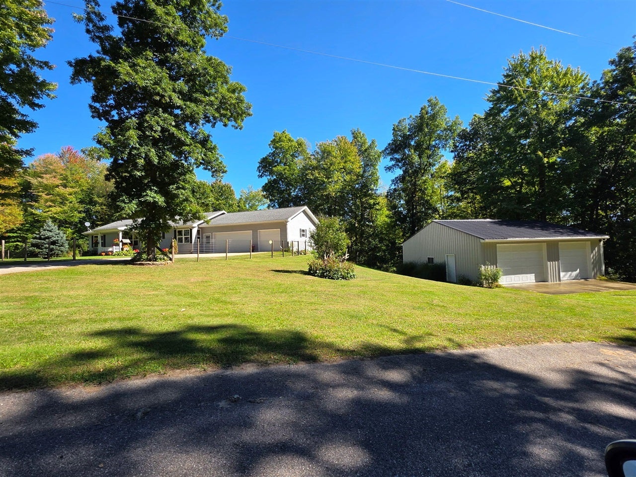 6670 Tower Lake Road Northeast Belding, MI 48809 - Photo 4 of 34 Gallery Image 4