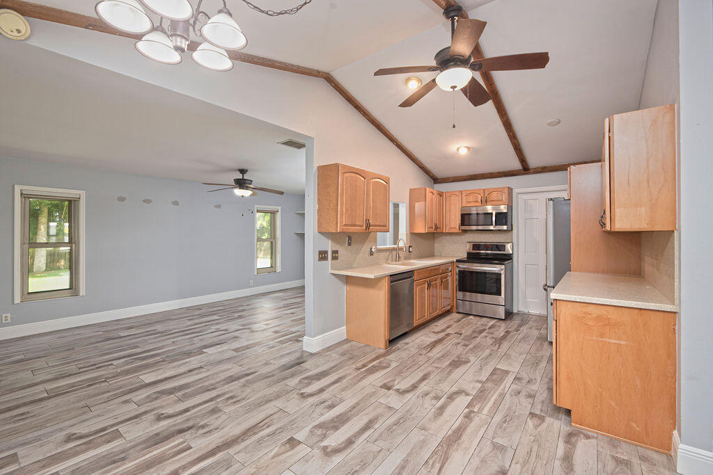 6856 Southwest Chase Court Stuart, FL 34997 - Photo 14 of 45 Interior