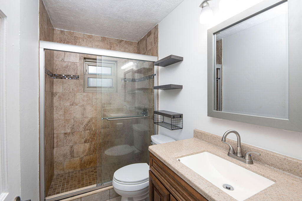 6856 Southwest Chase Court Stuart, FL 34997 - Photo 26 of 45 Interior