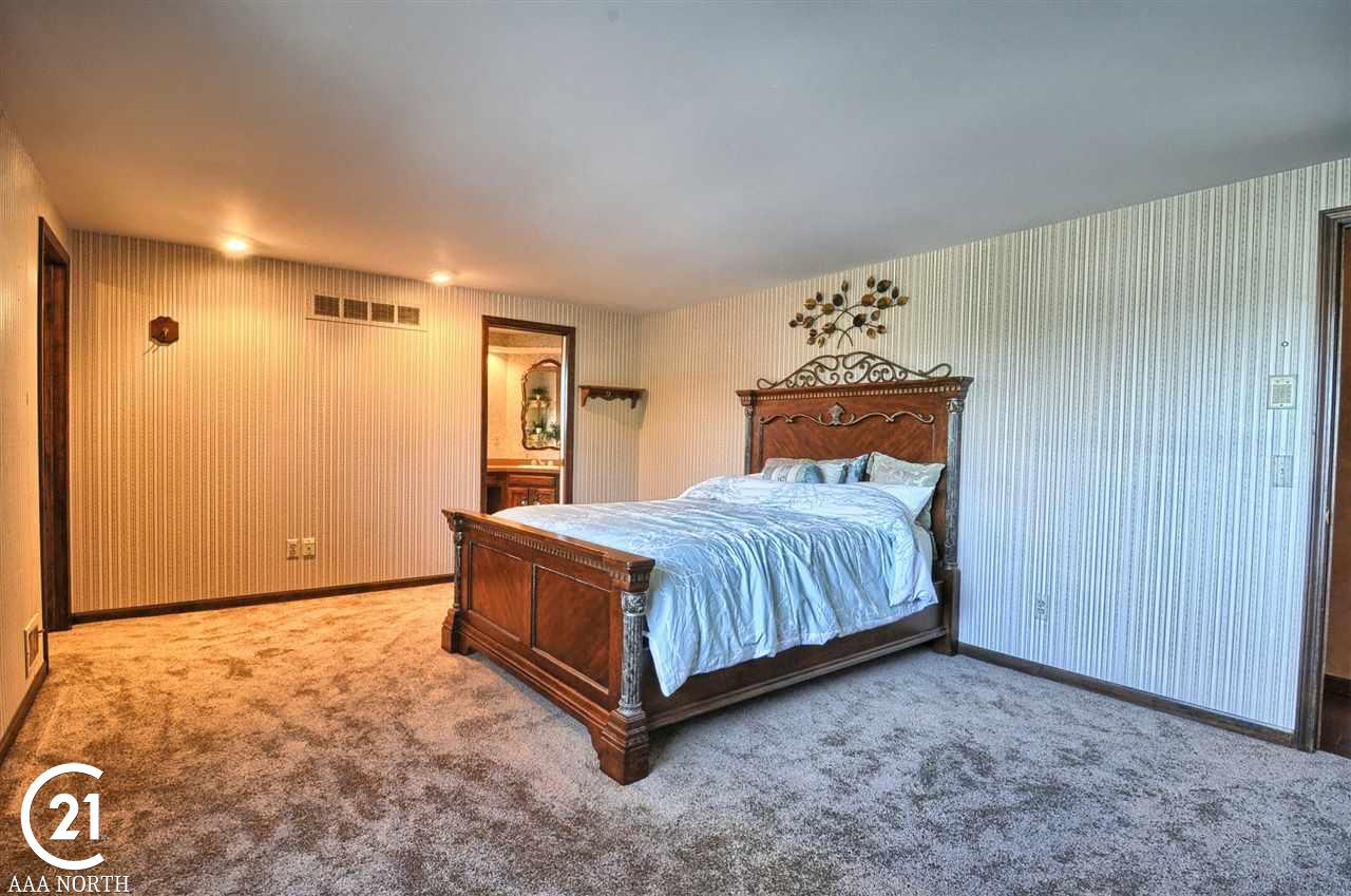 1718 Jason Circle Rochester Hills, MI 48306 - Photo 18 of 31