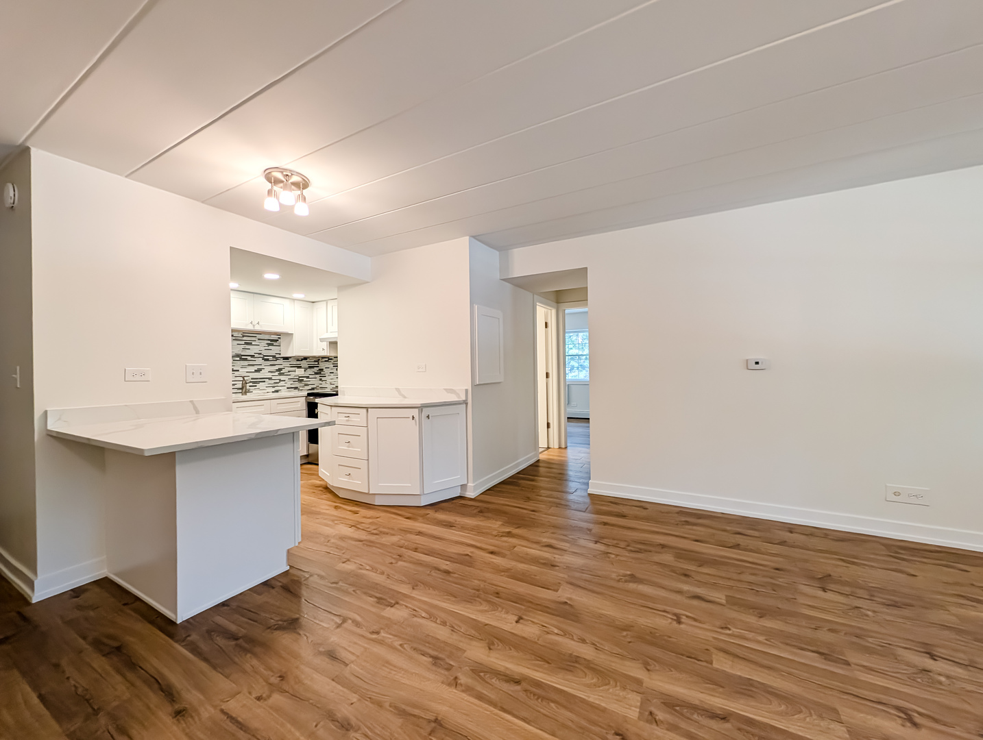 444 Spring Road, Unit 12 Elmhurst, IL 60126 - Photo 14 of 20