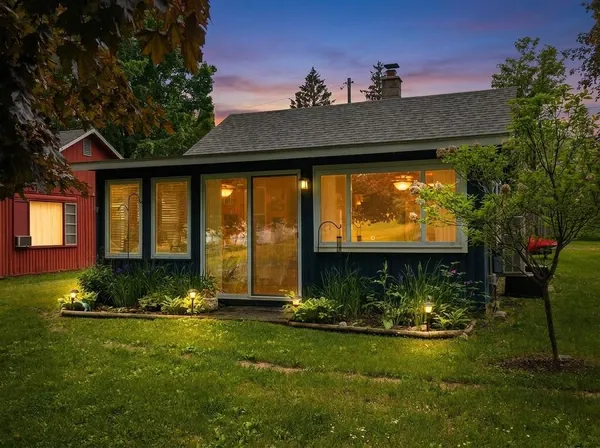 $639,900 | 7752-7754 Maple Street, Central Lake, MI 49622