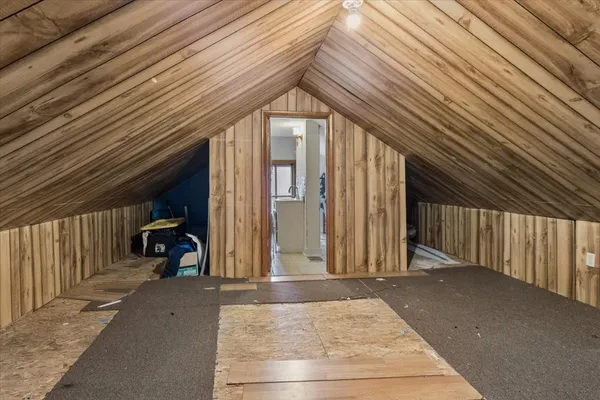 $117,000 | 1404 Benton Street, Rockford, IL 61107