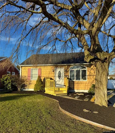 $439,000 | 296 Bay Avenue, Patchogue, NY 11772