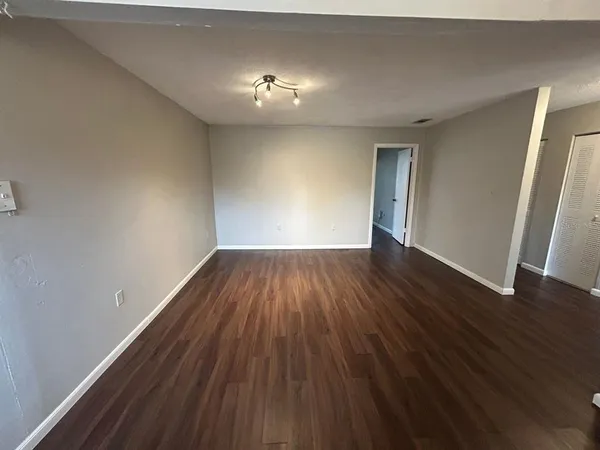 $1,200 | 2811 Southwest Archer Road, Unit C18, Gainesville, FL 32608