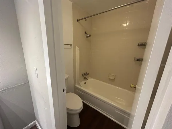 $1,200 | 2811 Southwest Archer Road, Unit C18, Gainesville, FL 32608