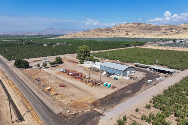 $980,000 | 23667 East Dinuba Avenue, Dinuba, CA 93618