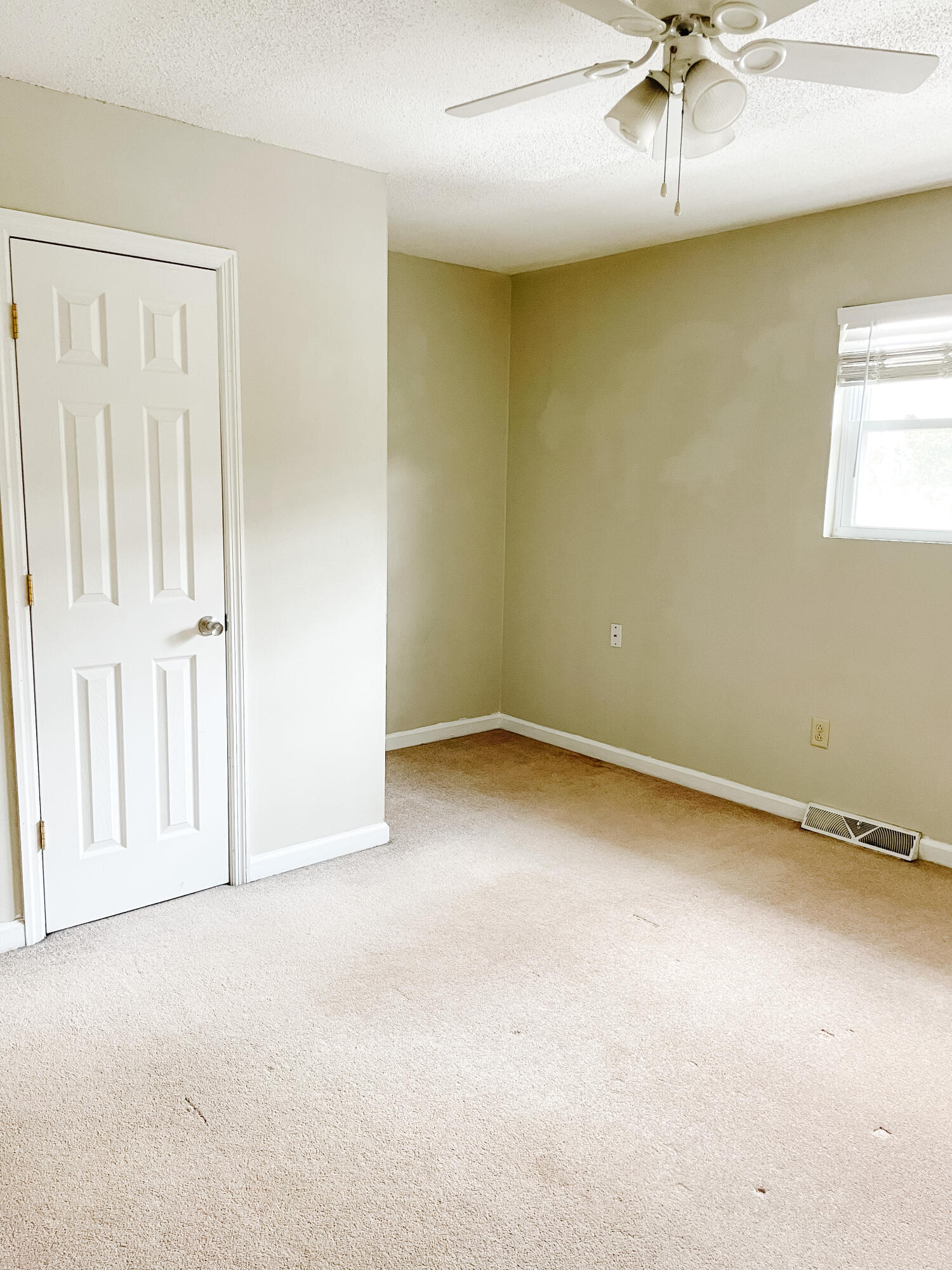 1852 Mepkin Road, Unit F10 Charleston, SC 29407 - Photo 14 of 19 Photo Oct 01, 11 23 48 AM