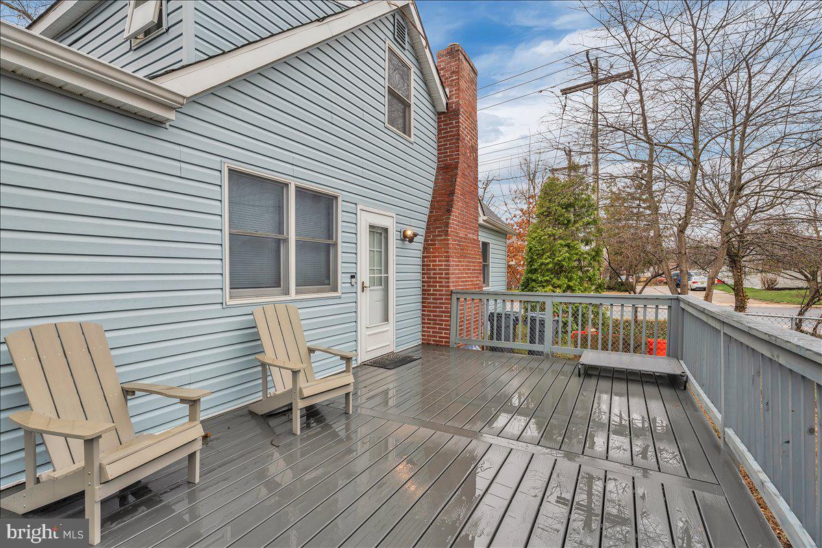 20 West Laurel Road Stratford, NJ 08084 - Photo 3 of 24 a view of a chairs on deck