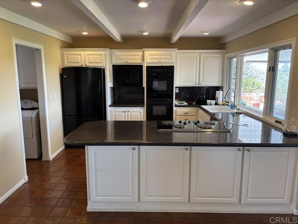 1825 Kent Place Vista, CA 92084 - Photo 19 of 57