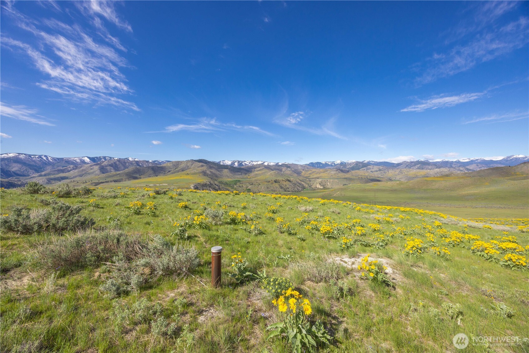 1 Terrace View Methow, WA 98834 - Photo 9 of 29 a view of an ocean