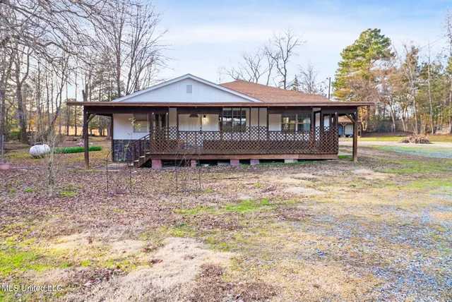 $289,900 | 390 Victoria Road, Byhalia, MS 38611