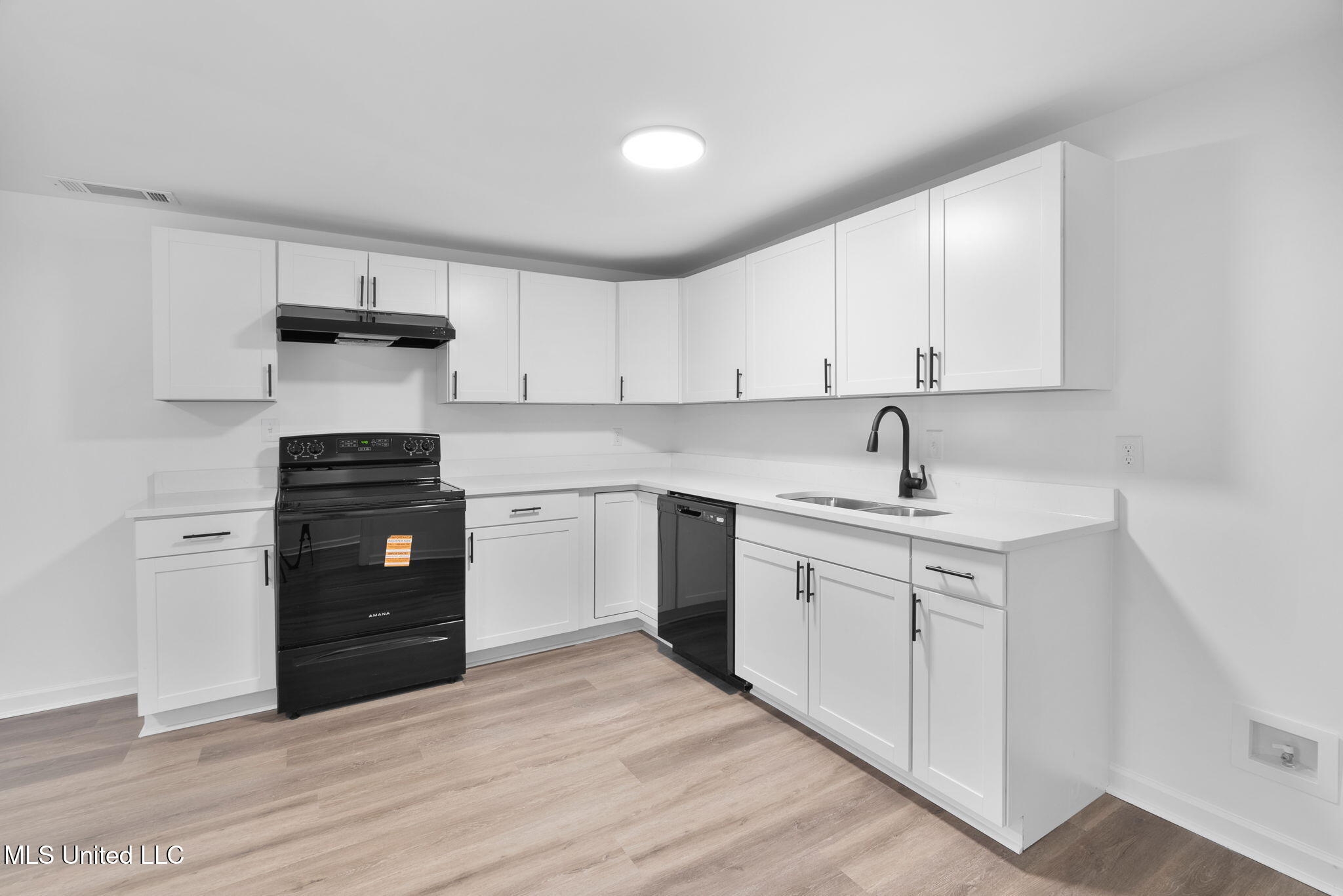 390 Victoria Road Byhalia, MS 38611 - Photo 15 of 41 14-web-or-mls-390 Victoria Rd-13