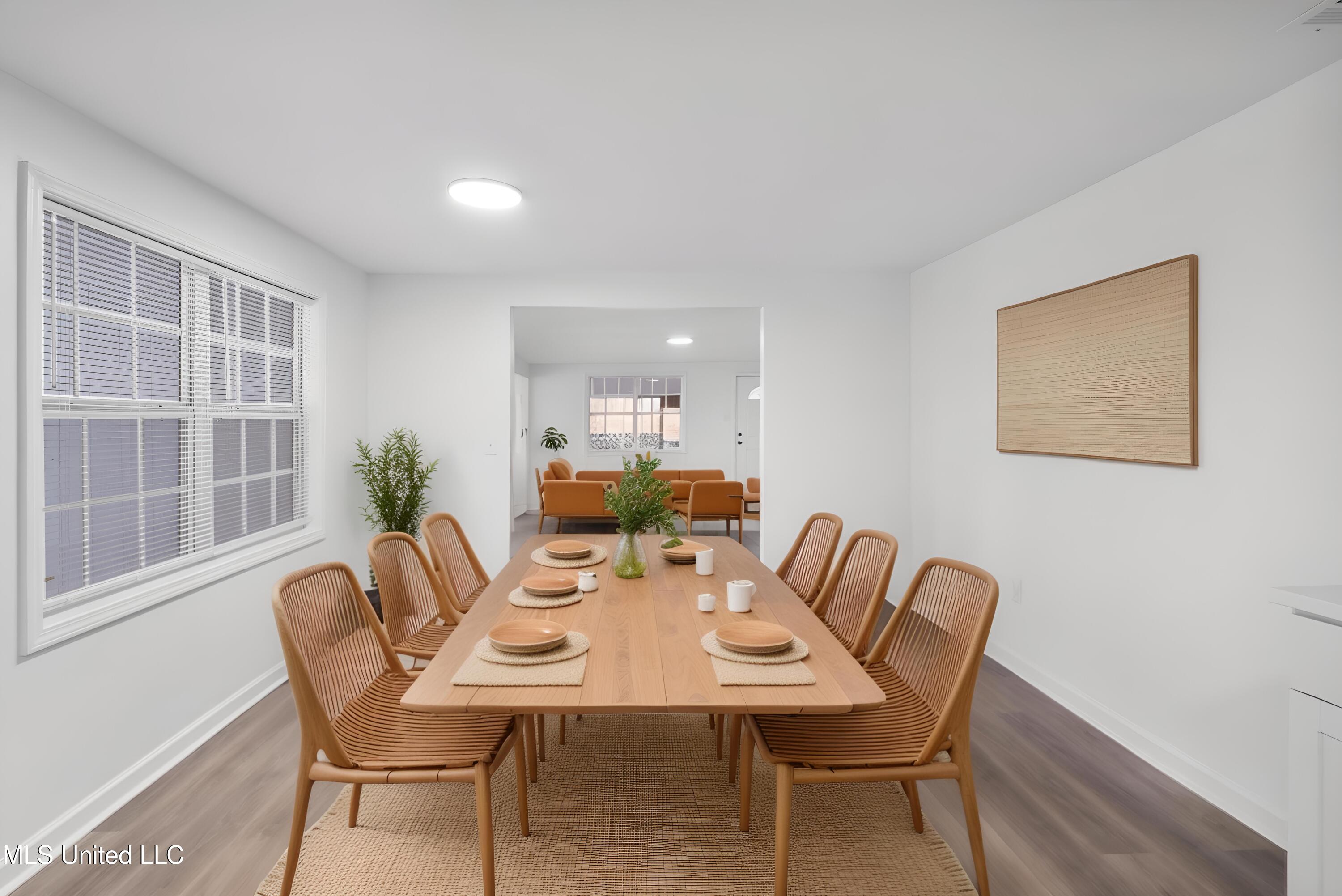 390 Victoria Road Byhalia, MS 38611 - Photo 16 of 41 Real Eat in Kitchen