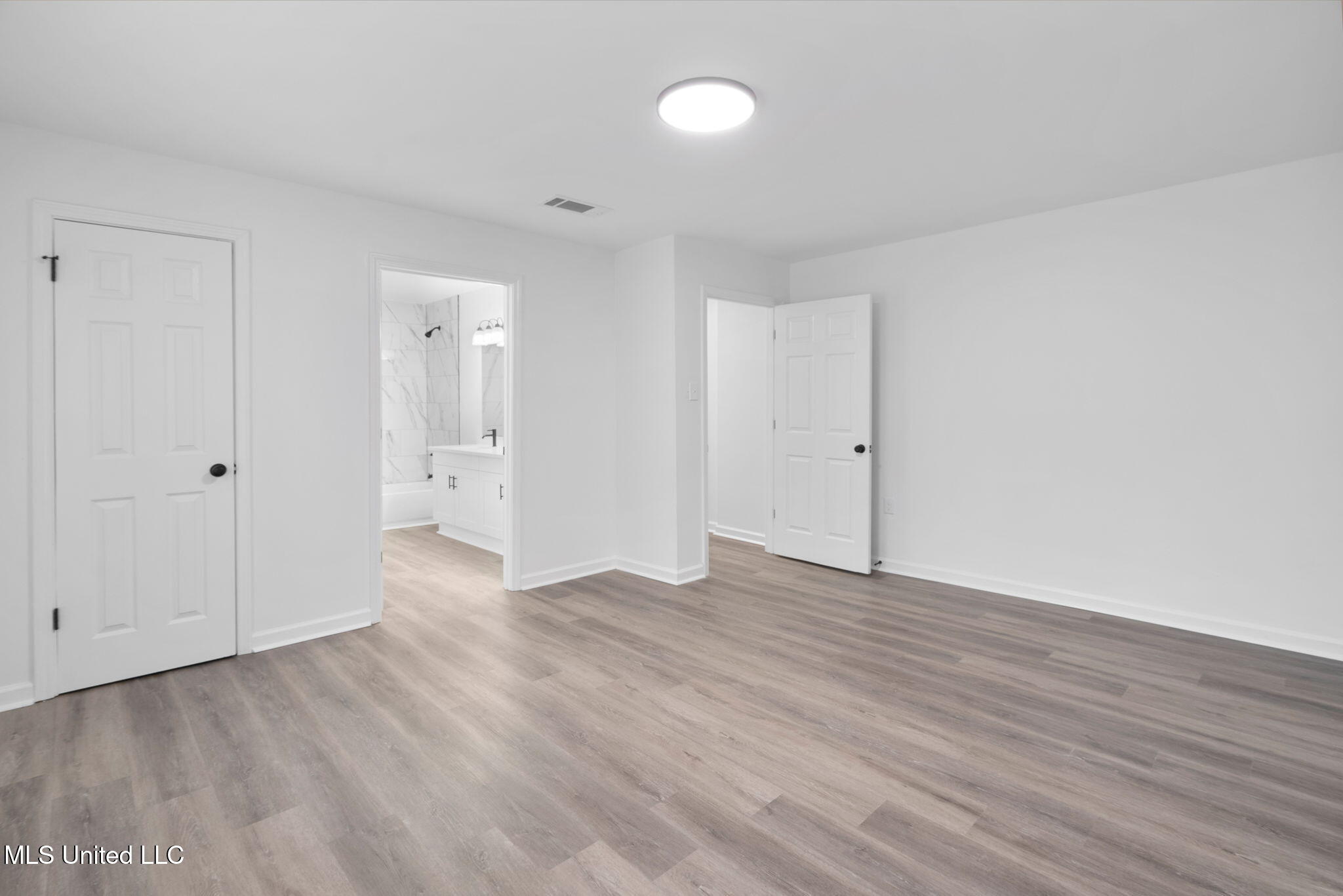 390 Victoria Road Byhalia, MS 38611 - Photo 20 of 41 17-web-or-mls-390 Victoria Rd-16