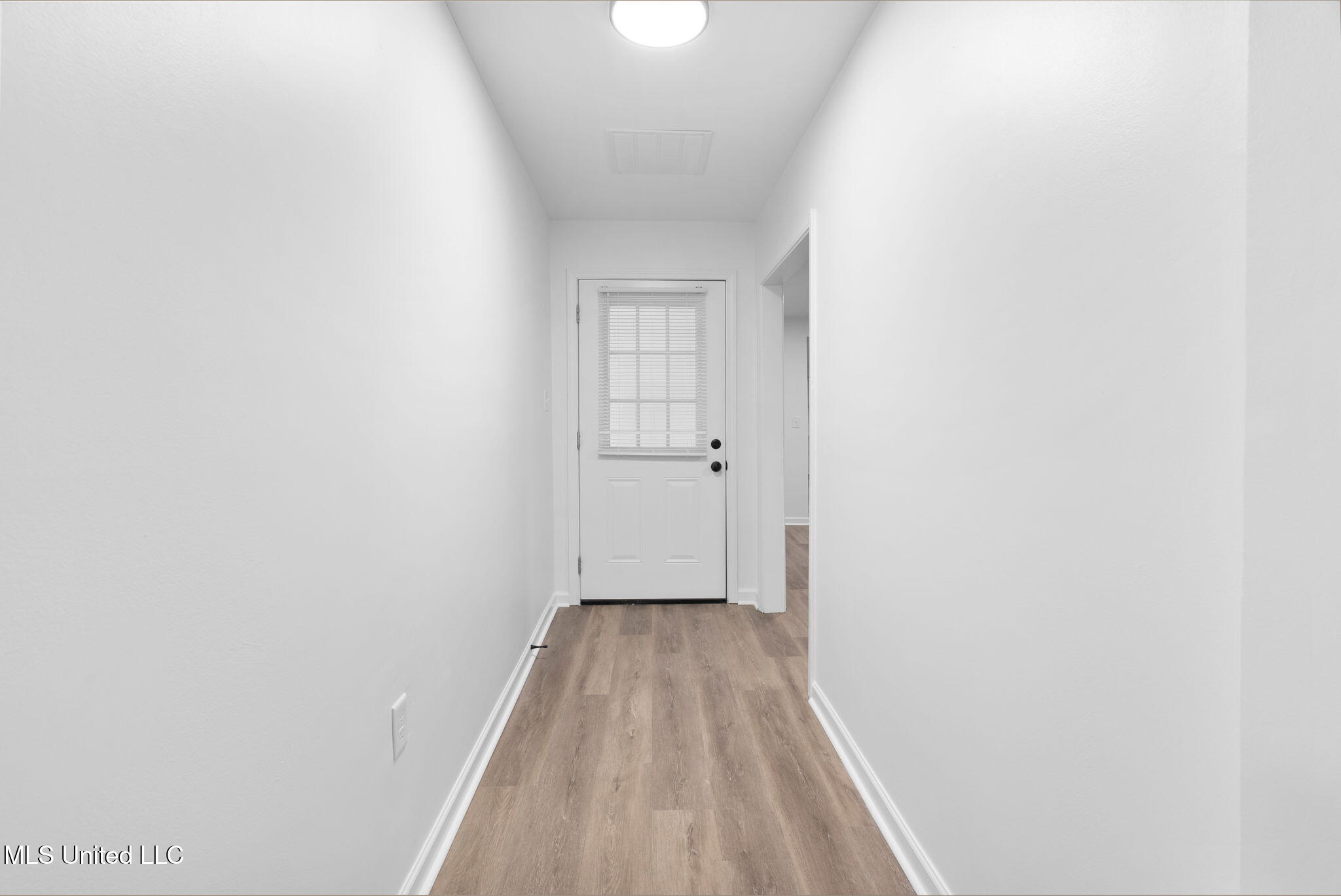 390 Victoria Road Byhalia, MS 38611 - Photo 23 of 41 20-web-or-mls-390 Victoria Rd-19