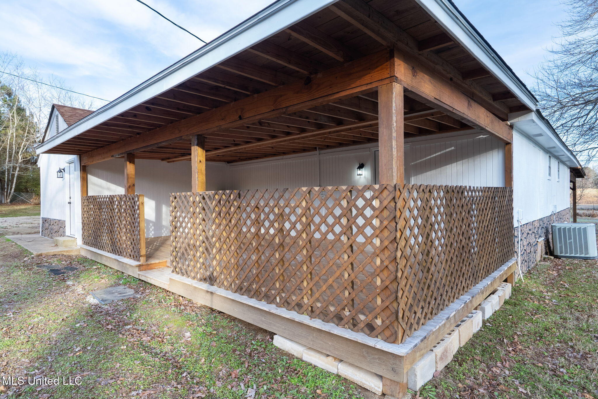 390 Victoria Road Byhalia, MS 38611 - Photo 31 of 41 26-web-or-mls-390 Victoria Rd-25