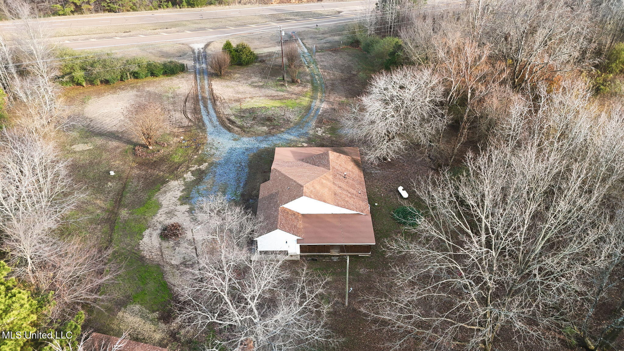 390 Victoria Road Byhalia, MS 38611 - Photo 36 of 41 33-web-or-mls-390 Victoria Rd-32