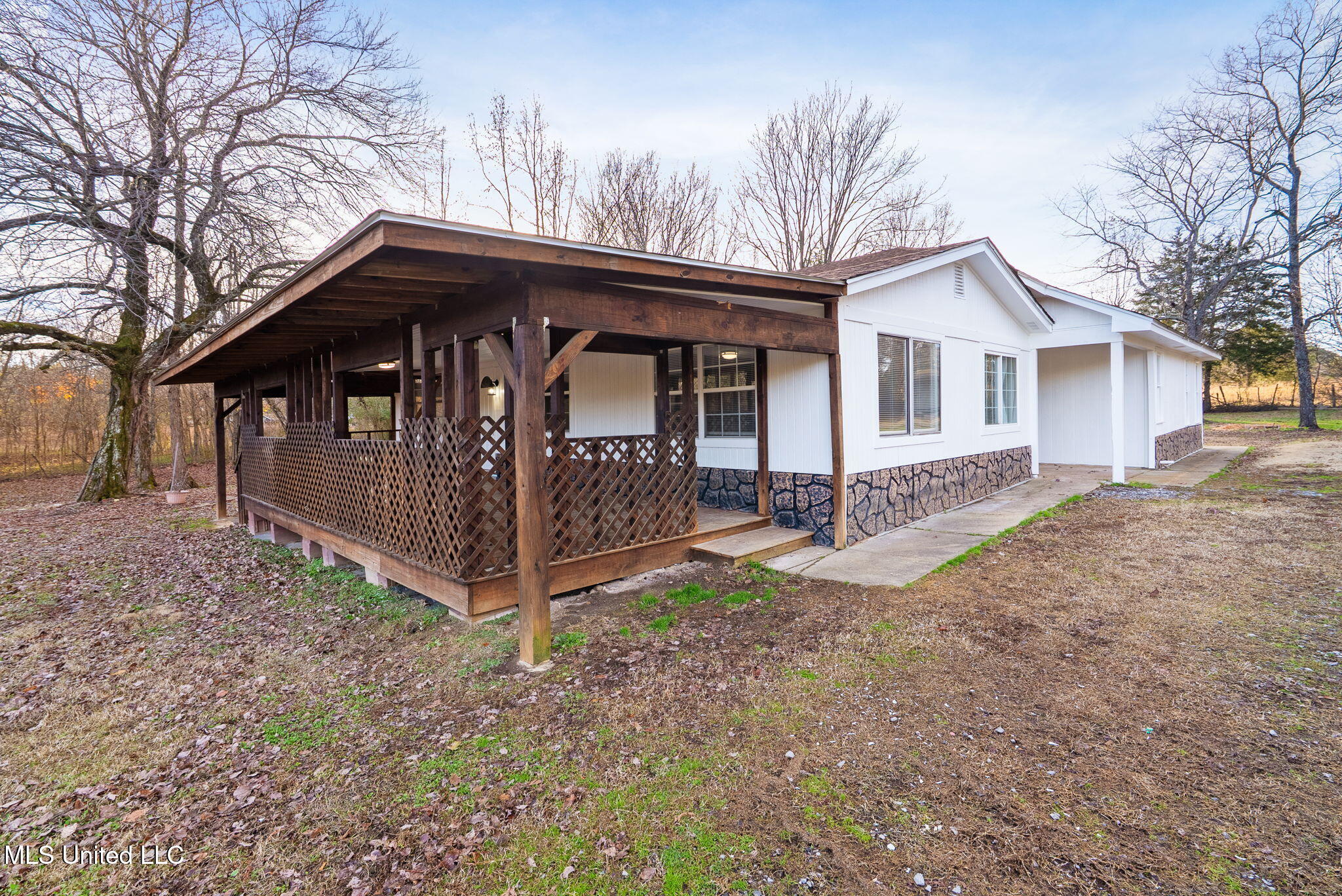 390 Victoria Road Byhalia, MS 38611 - Photo 4 of 41 5-web-or-mls-390 Victoria Rd-04