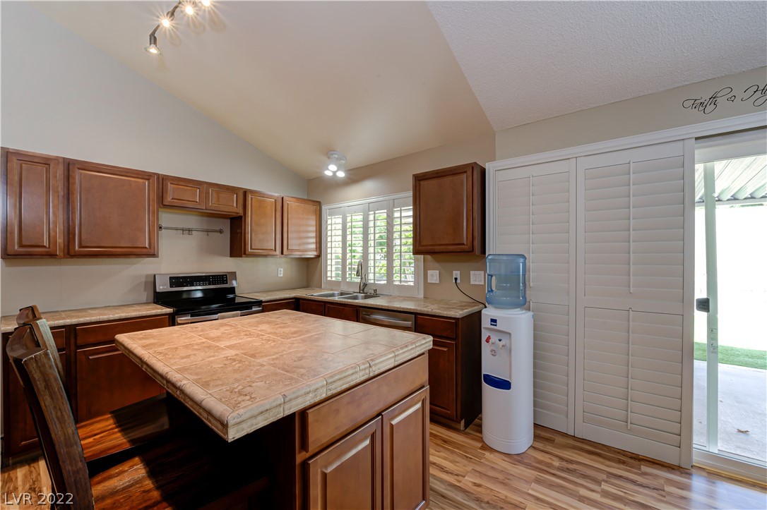 1419 Bronco Road Boulder City, NV 89005 - Photo 9 of 20 Gallery Image 9