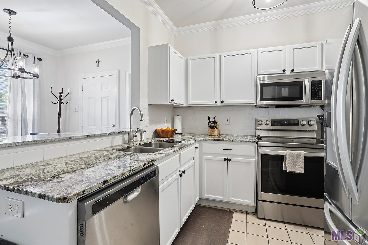 4464 Highland Road, Unit 801 Baton Rouge, LA 70808 - Photo 5 of 15