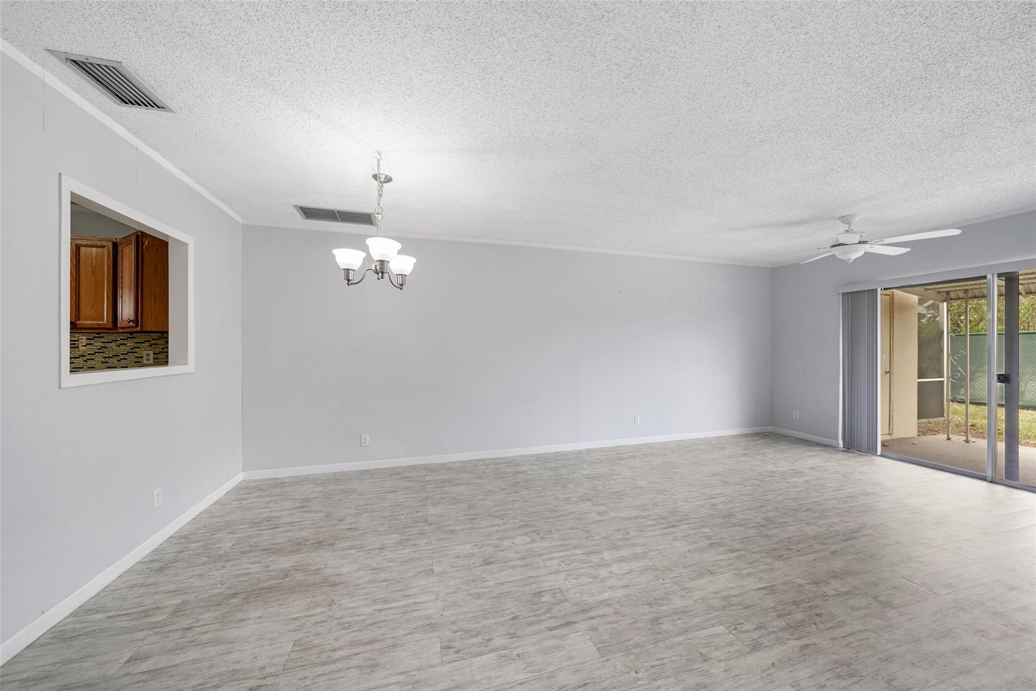 20962 Sedgewick Drive Boca Raton, FL 33433 - Photo 14 of 32 Dining/Living Room