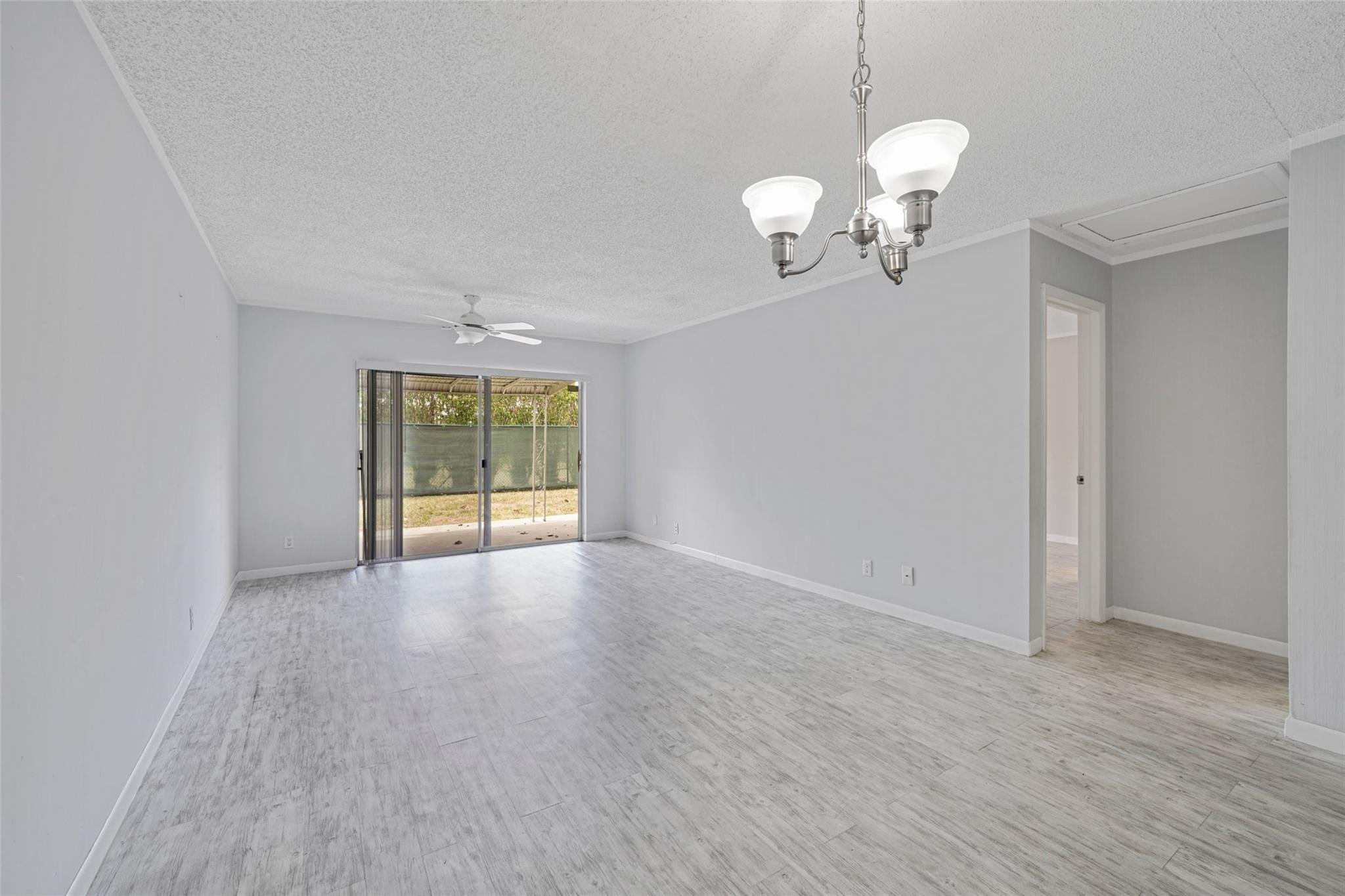 20962 Sedgewick Drive Boca Raton, FL 33433 - Photo 15 of 32 Dining/Living Room