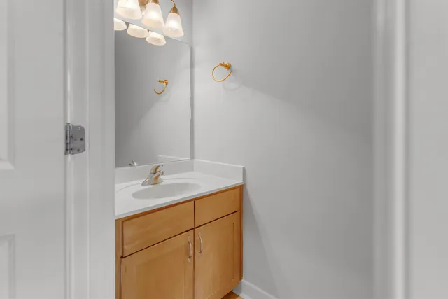 $275,000 | 621 Denmark Drive, Unit 201, Memphis, TN 38103