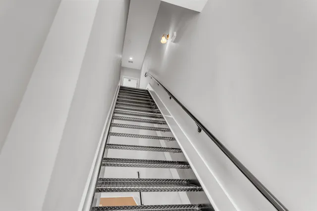 $275,000 | 621 Denmark Drive, Unit 201, Memphis, TN 38103