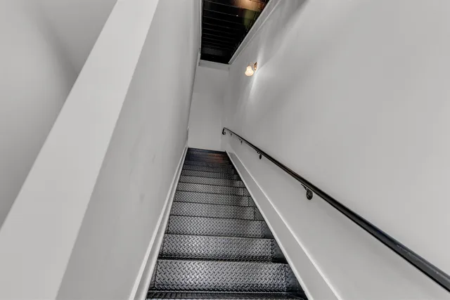 $275,000 | 621 Denmark Drive, Unit 201, Memphis, TN 38103