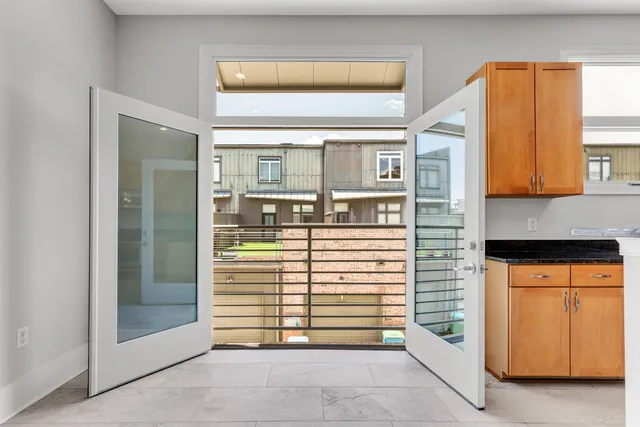 $275,000 | 621 Denmark Drive, Unit 201, Memphis, TN 38103