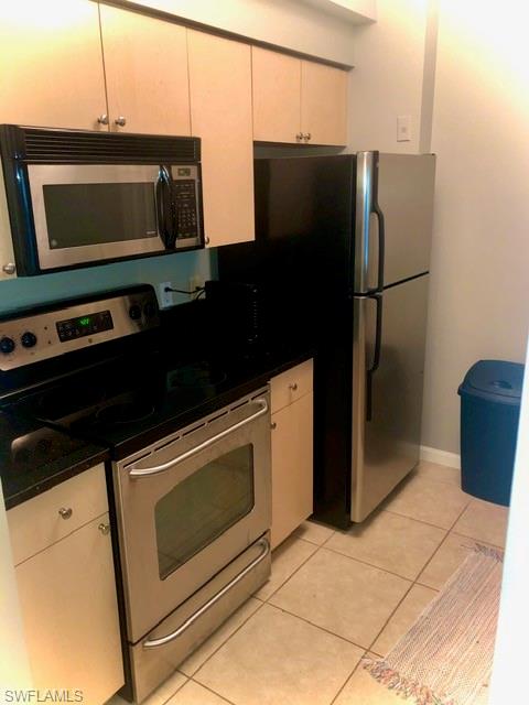 1220 Reserve Way, Unit 108 Naples, FL 34105 - Photo 11 of 16